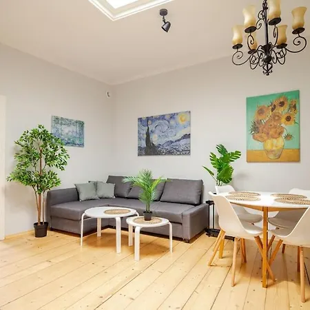 Florianska Gate Luxury Aparthotel