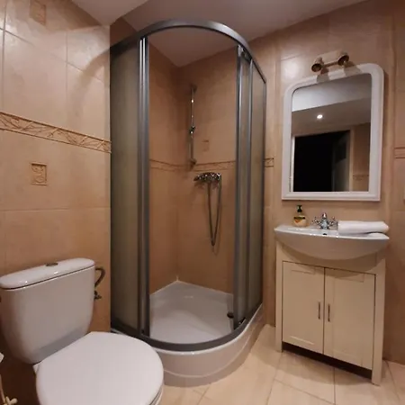 アパートホテル Florianska Gate Luxury 2*