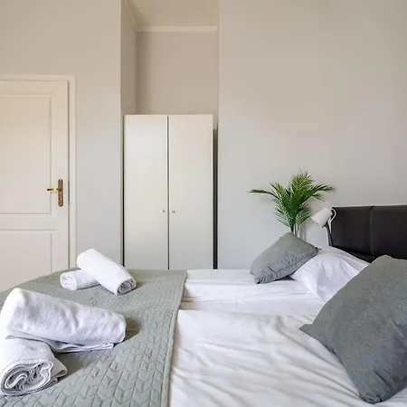 Florianska Gate Luxury Apart Otel 4*