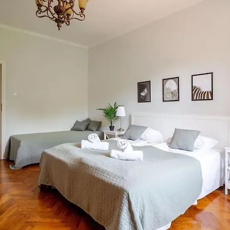 Ξενοδοχείο με διαμερίσματα Florianska Gate Luxury