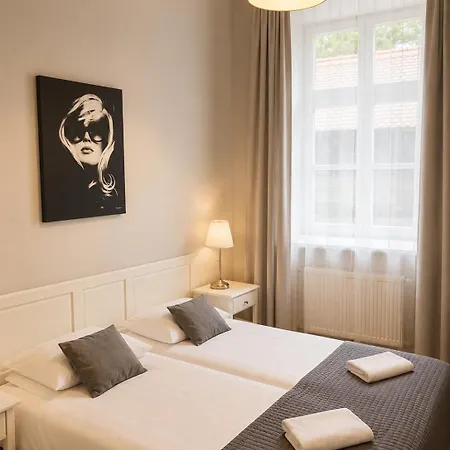 Ξενοδοχείο με διαμερίσματα Florianska Gate Luxury