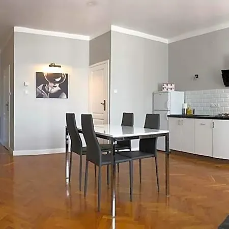 Florianska Gate Luxury Ξενοδοχείο με διαμερίσματα Krasków