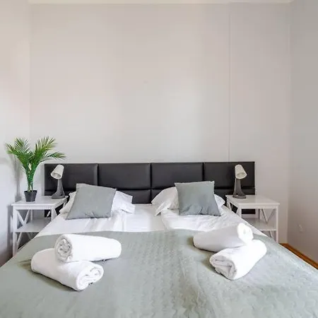 Florianska Gate Luxury Aparthotel Cracovia