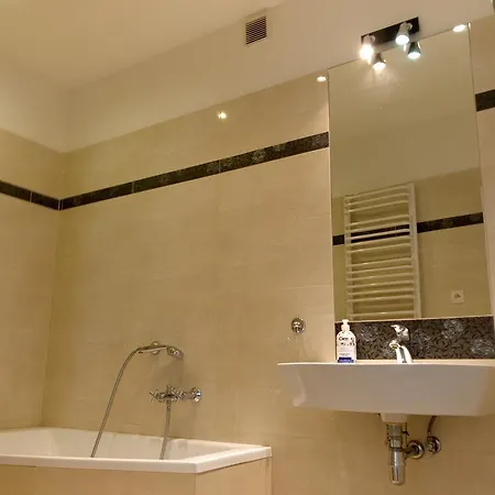 Aparthotel Florianska Gate Luxury Cracovia
