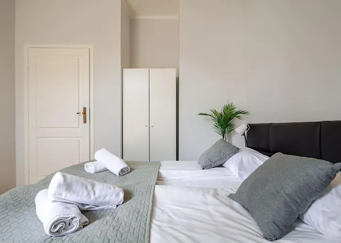 Florianska Gate Luxury Aparthotel 4*